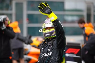 Hamilton: "Zor bir yarıştı ama heyecanlı ve mutluyum" 